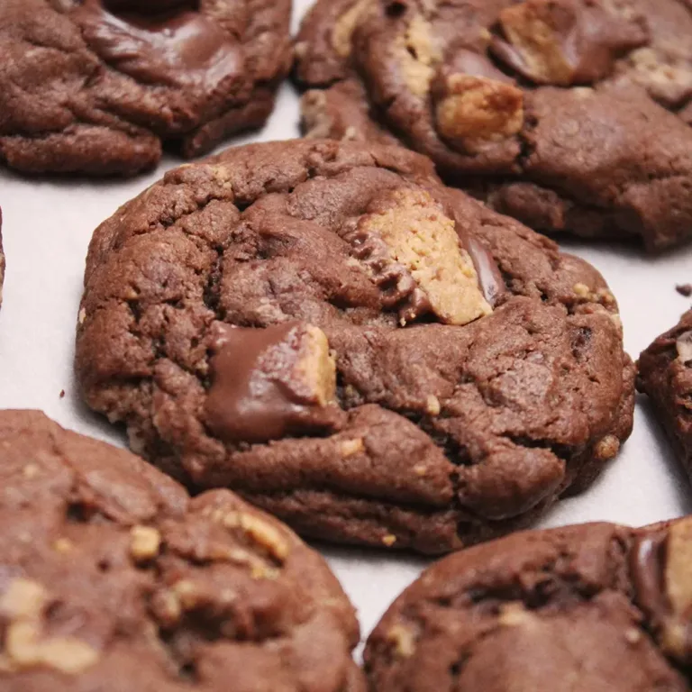 Reese’s Peanut Butter Cup Cookies